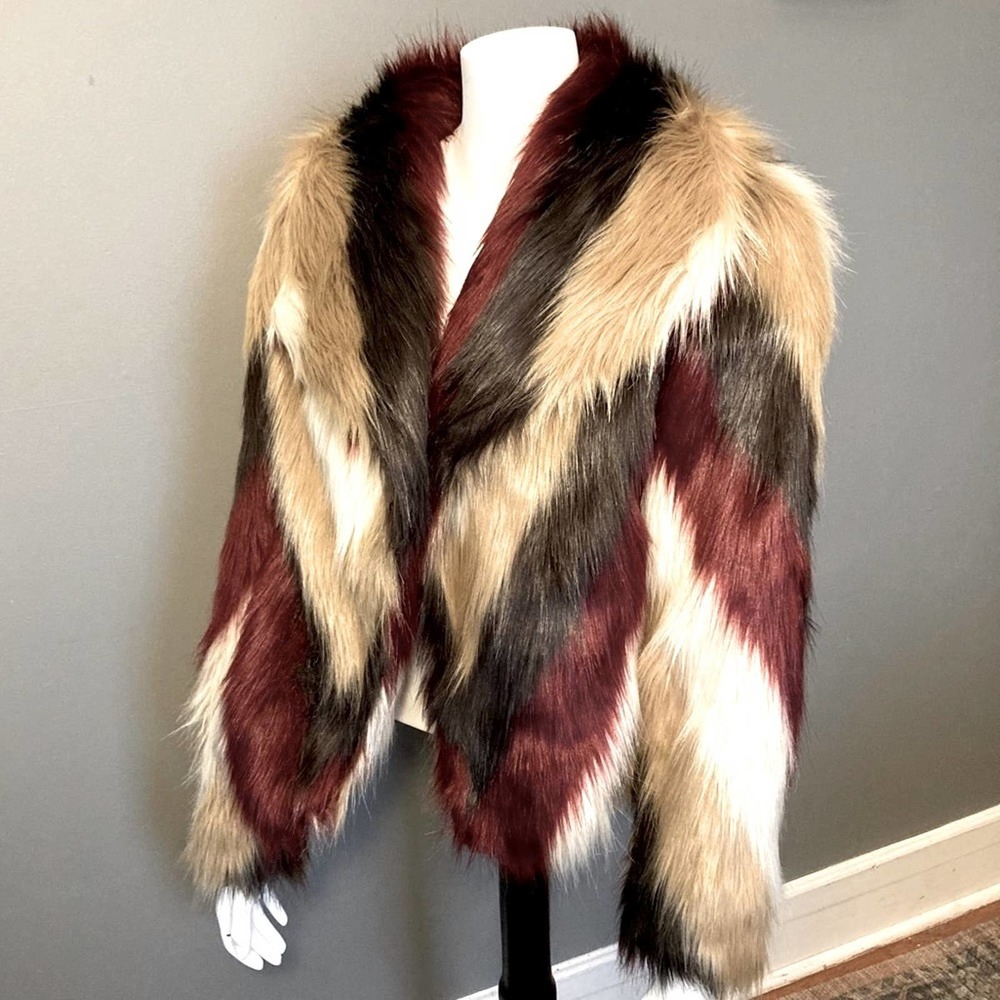 Chaser / Revolve Faux Fur coat "Chevron" size medium NWT